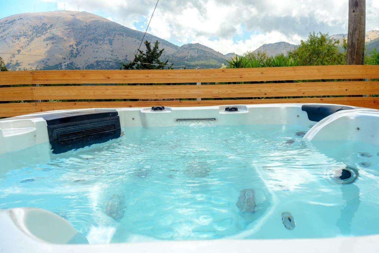 Kokonis House Holiday home